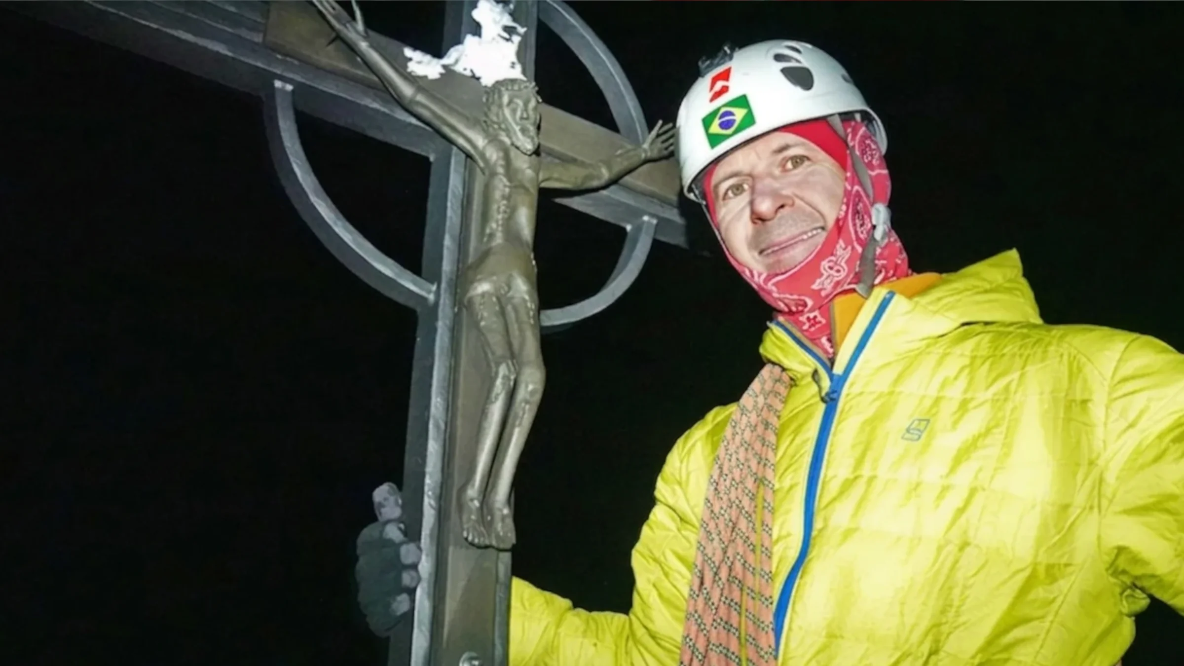Waldemar Niclevicz em expedição